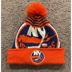 Vintage NHL New Era New York Islanders Hockey Knit Beanie Pom Pom Hat Cap Y2K